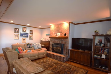 298 Ems W17 Ln, North Webster, IN 46555 - photo 5