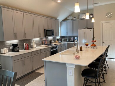 12006 Mirror Cove Ct, Tomball, TX 77377 - photo 3