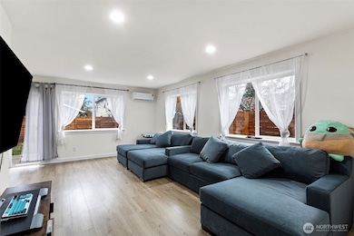 10615 2nd Place SW, Seattle, WA 98146 - photo 3