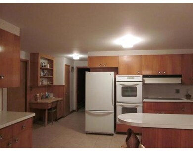 51 E Hill Dr, Cranston, RI 02920 - photo 7