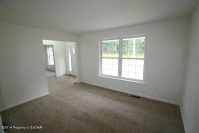 57 Saddle Ridge Dr, Dallas, PA 18612 - photo 3