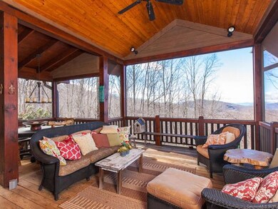 9 Brow Log Way - Screened Porch (3)