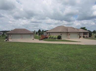 1525 Owen 4 car detached garage-o