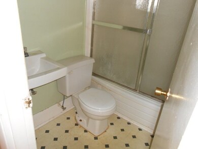 165 Lakewood Dr, Jacksonville, NC 28546 - photo 6