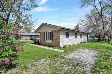 121 N 7th Ave, Beech Grove, IN 46107 - photo 4