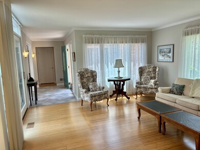 1881 Somerset Ln unit 8, Northbrook, IL 60062 - photo 3