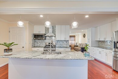 113 W Warren St, Iselin, NJ 08830 - photo 3