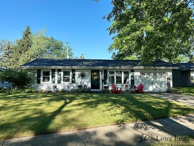 1641 Herrick Ave NE, Grand Rapids, MI 49505 - photo 2