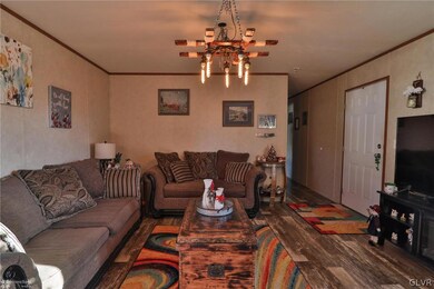 193 Lexington Dr, Hereford, PA 18056 - photo 5