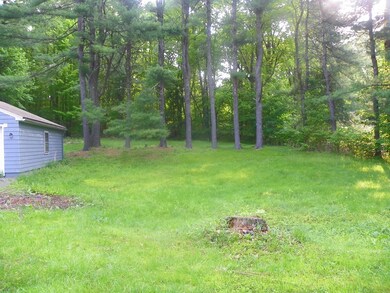 322 Ashburnham St, Fitchburg, MA 01420 - photo 3