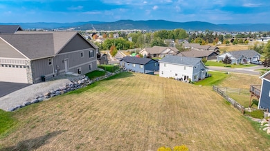 118 Beville Ct, Kalispell, MT 59901 - photo 2