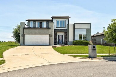 2404 NW 172nd Cir, Edmond, OK 73012 - photo 2