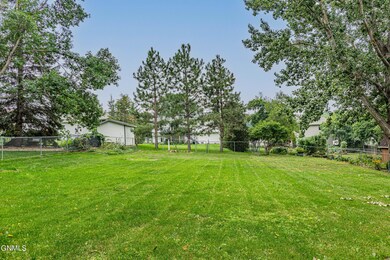 2201 12th Ave SE - MLS Size-15