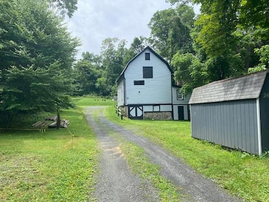 24 Devito Dr, Newburgh, NY 12550 - photo 2