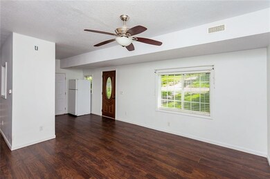 Living Rm