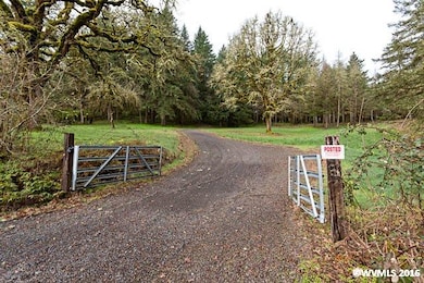23183 NW Russell Creek Rd, Yamhill, OR 97148 - photo 2