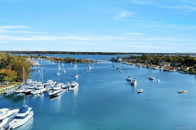 340 Robinson Rd, Greenport, NY 11944 - photo 4