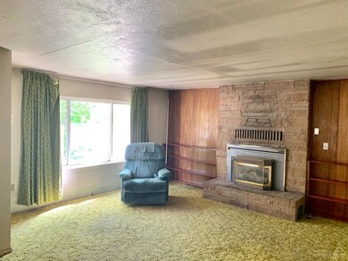 742 NW Ogden Ave, Bend, OR 97701 - photo 6