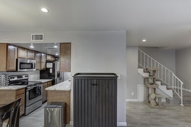 1105 N Granite Reef Rd-6