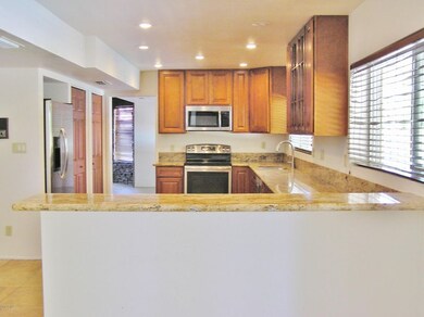 LARGE BREAKFAST BAR
