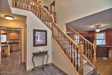 205 Hampshire Dr, Jefferson Township, PA 18436 - photo 6