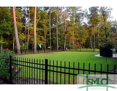 Yard/Garden. Enjoy life in your large fenced yard 