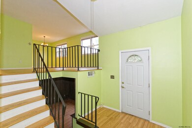 4 Anchor Ct, Latham, NY 12110 - photo 7