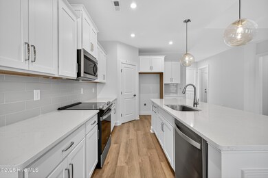 5002 Coastal Plain Point unit 67, Leland, NC 28451 - photo 5