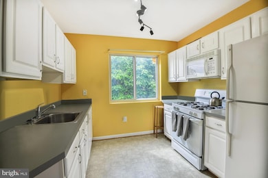 4212 Benning Rd NE unit 5, Washington, DC 20019 - photo 6