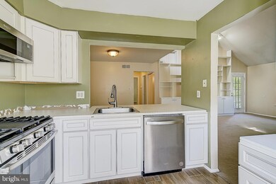 152B Bradford Ct, Mount Laurel, NJ 08054 - photo 6