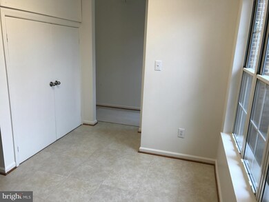 16264 Taconic Cir unit 106F, Dumfries, VA 22025 - photo 7