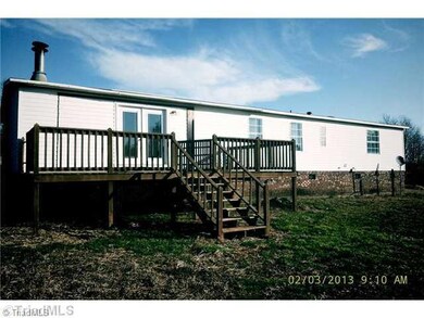 1447 Cloverfield Rd, Asheboro, NC 27205 - photo 2