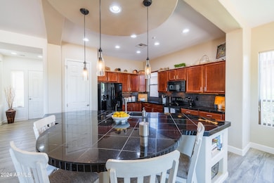 12368 W Hedge Hog Place, Peoria, AZ 85383 - photo 6