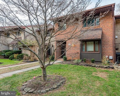 2239 Chapel Valley Ln, Lutherville Timonium, MD 21093 - photo 3