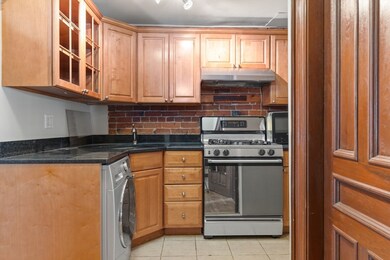 236 W Newton St unit 2, Boston, MA 02116 - photo 6