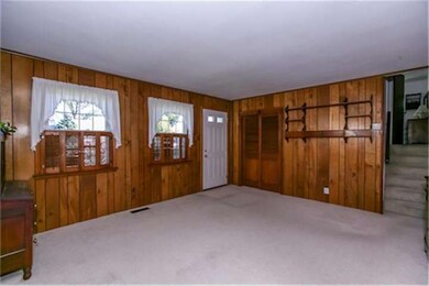 210 Bourne Dr, Broomall, PA 19008 - photo 3