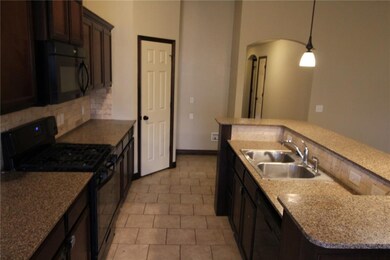 4510 Hawk Owl Dr, Norman, OK 73072 - photo 5