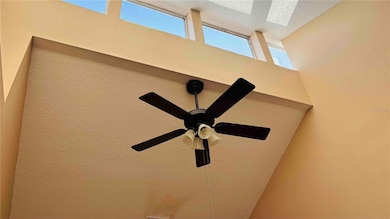 9410 Citrus Glen Place, Tampa, FL 33618 - photo 5