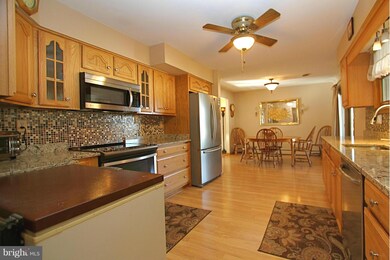 6926 Birdwood Ave, Middle River, MD 21220 - photo 7