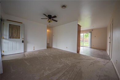 1021 E Center Cross St, Edinburgh, IN 46124 - photo 6