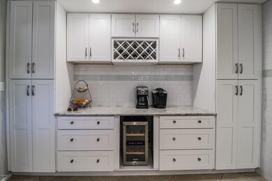 HUGE KITCHEN