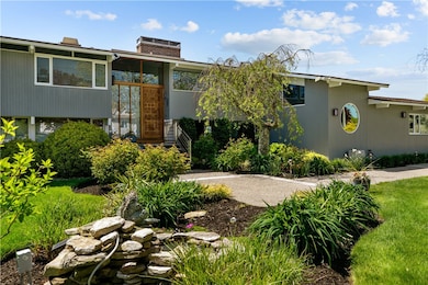 10 Oceanview Dr, Middletown, RI 02842 - photo 7