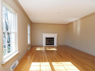 6 Smoke Hill Dr, Stamford, CT 06903 - photo 6
