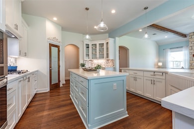 This kitchen has it all!  Upscale oversized underm