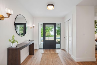 11-web-or-mls-4484-willowbrook-rd