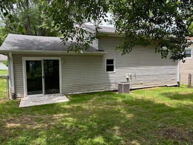 2074 N Albertha Ave, Springfield, MO 65803 - photo 7