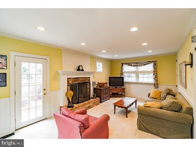 1978 Bishopwood Blvd W, Harleysville, PA 19438 - photo 5