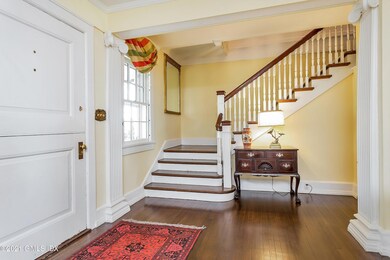 4 Tods Driftway, Greenwich, CT 06870 - photo 4