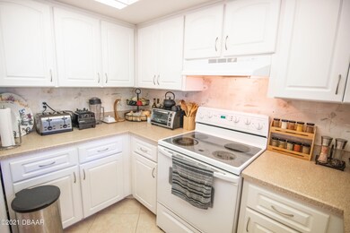 5 Aaron Cir-0004