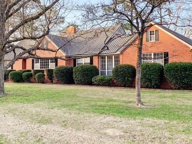 1501 Parkway Dr, Vidalia, GA 30474 - photo 2